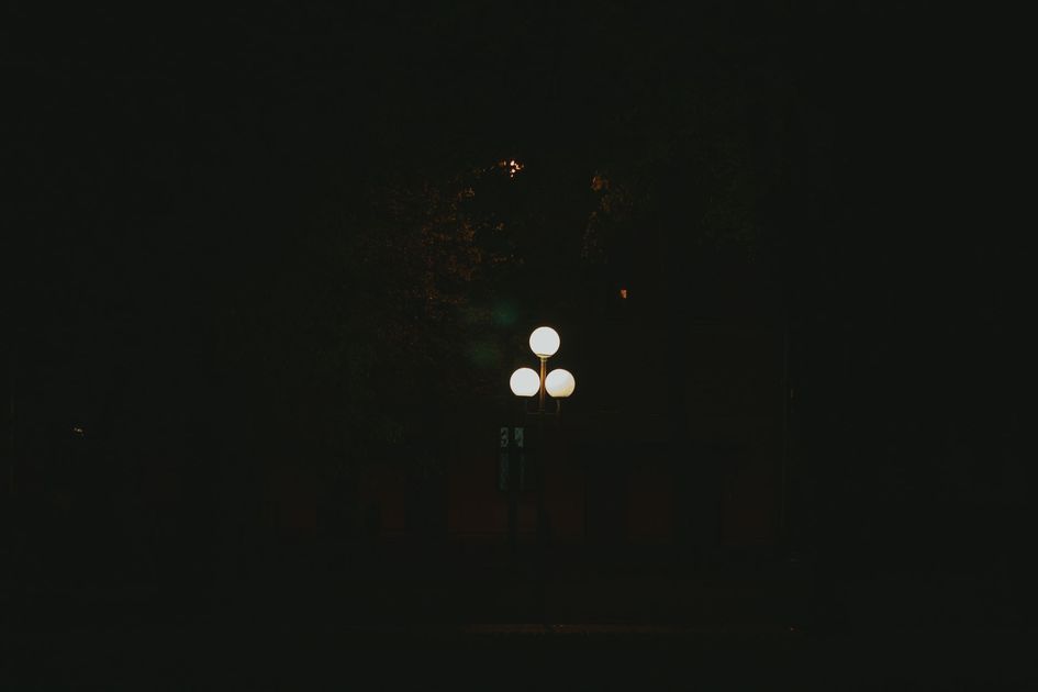 El Recreo permanece sin luz: vecinos exigen respuestas a CNEL tras horas de corte