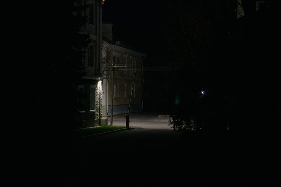 Apagón masivo deja sin luz a varios sectores de Durán este lunes