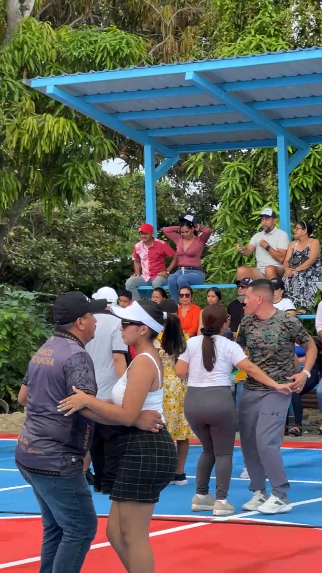 GAD Los Lojas inaugura cancha multiusos en El Sauce para fortalecer el deporte local