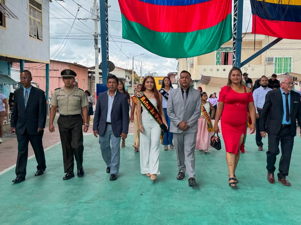 Puná celebra sus 191 años de parroquialización con desfile cívico y homenaje comunitario