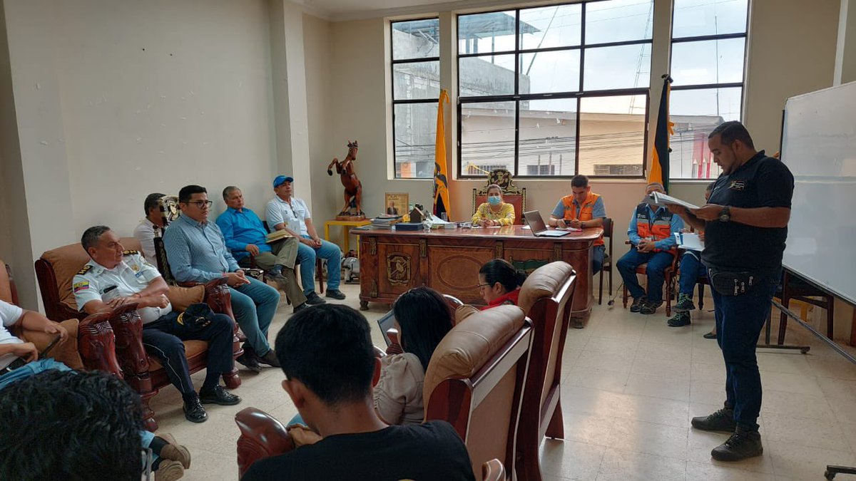 Autoridades del Guayas explican el plan ante la época lluviosa