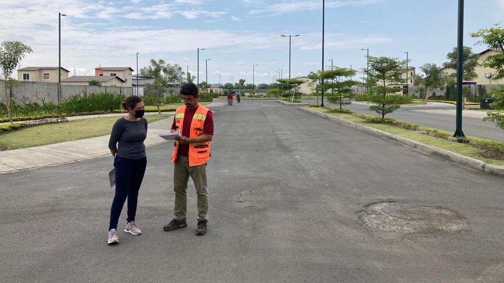 Riesgos Ecuatorianos inspecciona Durán City para regularizar instalaciones eléctricas