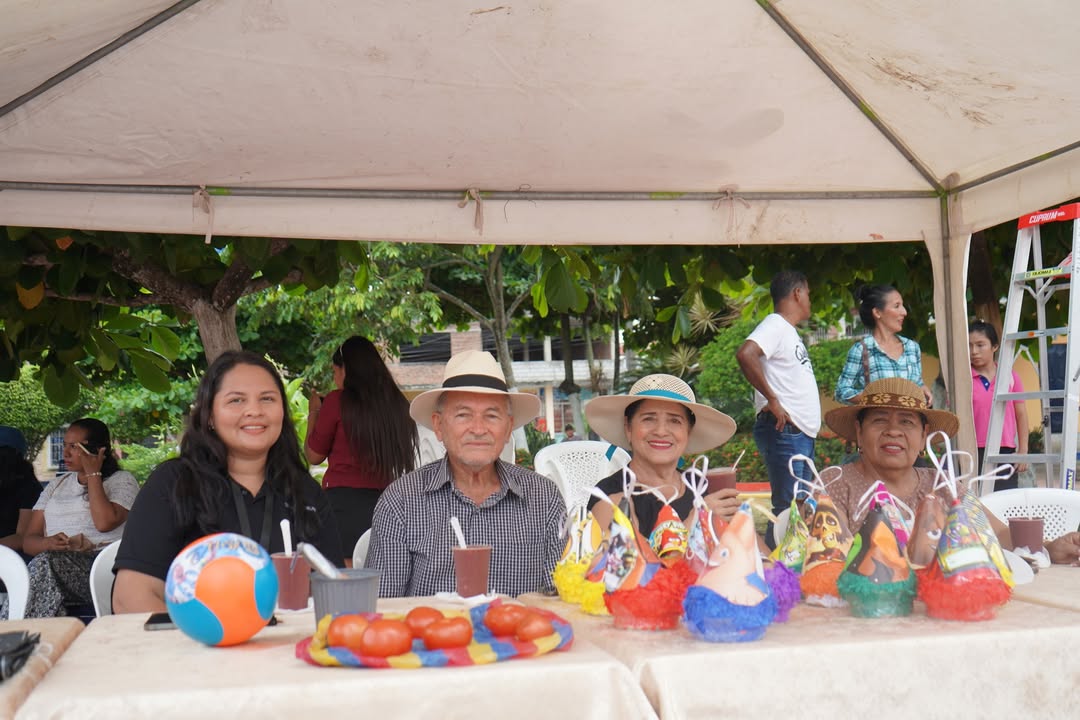 Balzar celebró su identidad con concursos tradicionales y Pasillo en el Parque 12 de Octubre