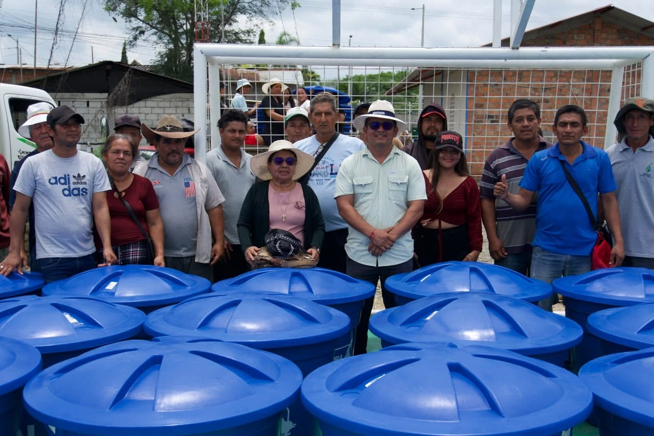 173 familias de Sabanilla reciben tanques y kits de agua segura