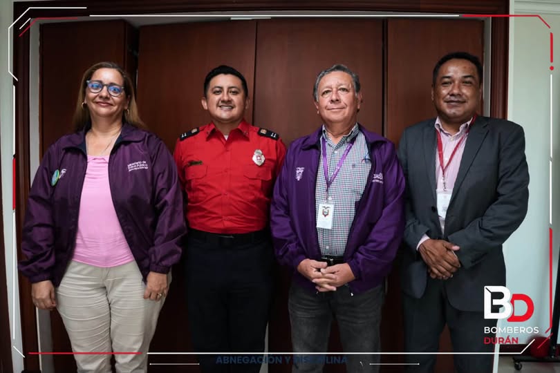 Bomberos de Durán buscan regularizar pagos pendientes con el Estado