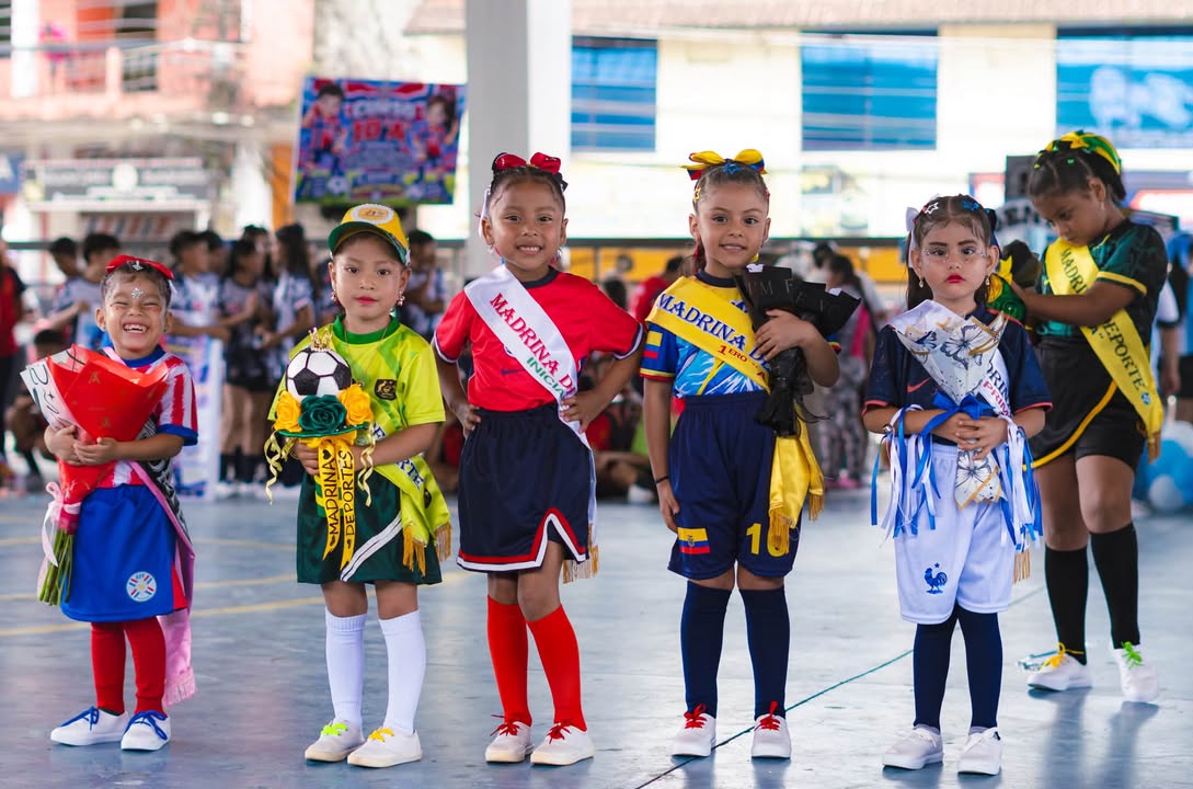 Inauguran el Mundialito Ferroviario 2026 en el Coliseo de Bucay
