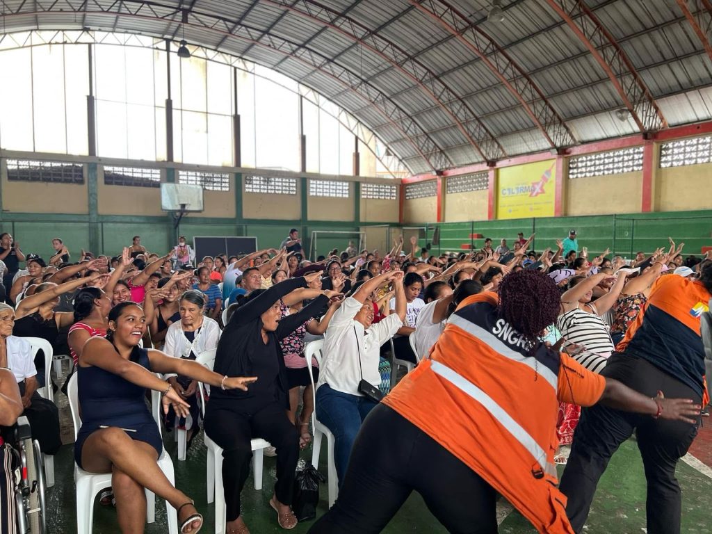 Naranjito recibe 230 kits de alimentos para familias vulnerables