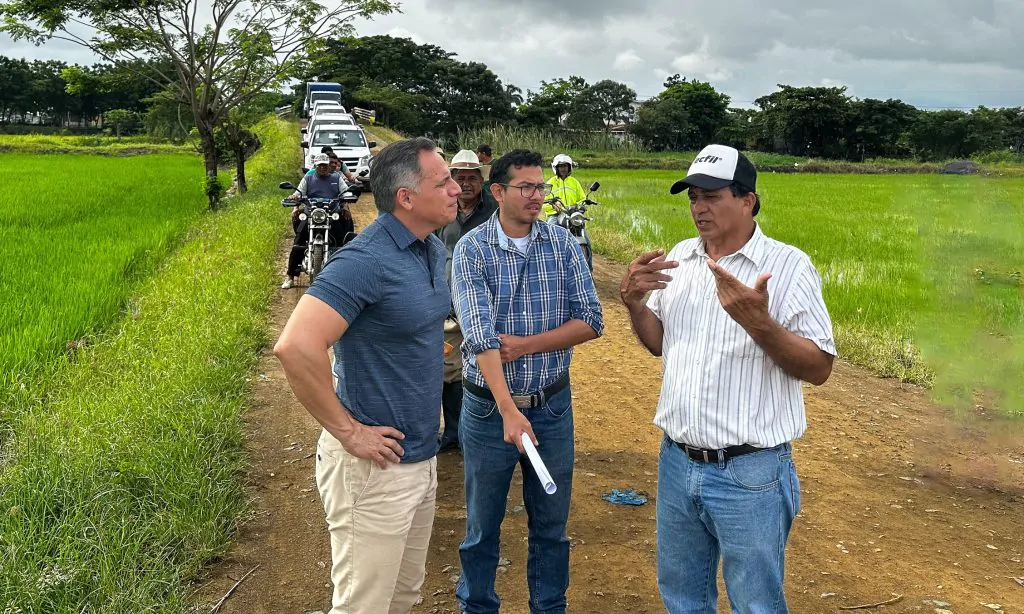 Vía Samborondón-Salitre requiere intervención urgente por lluvias en Salitre
