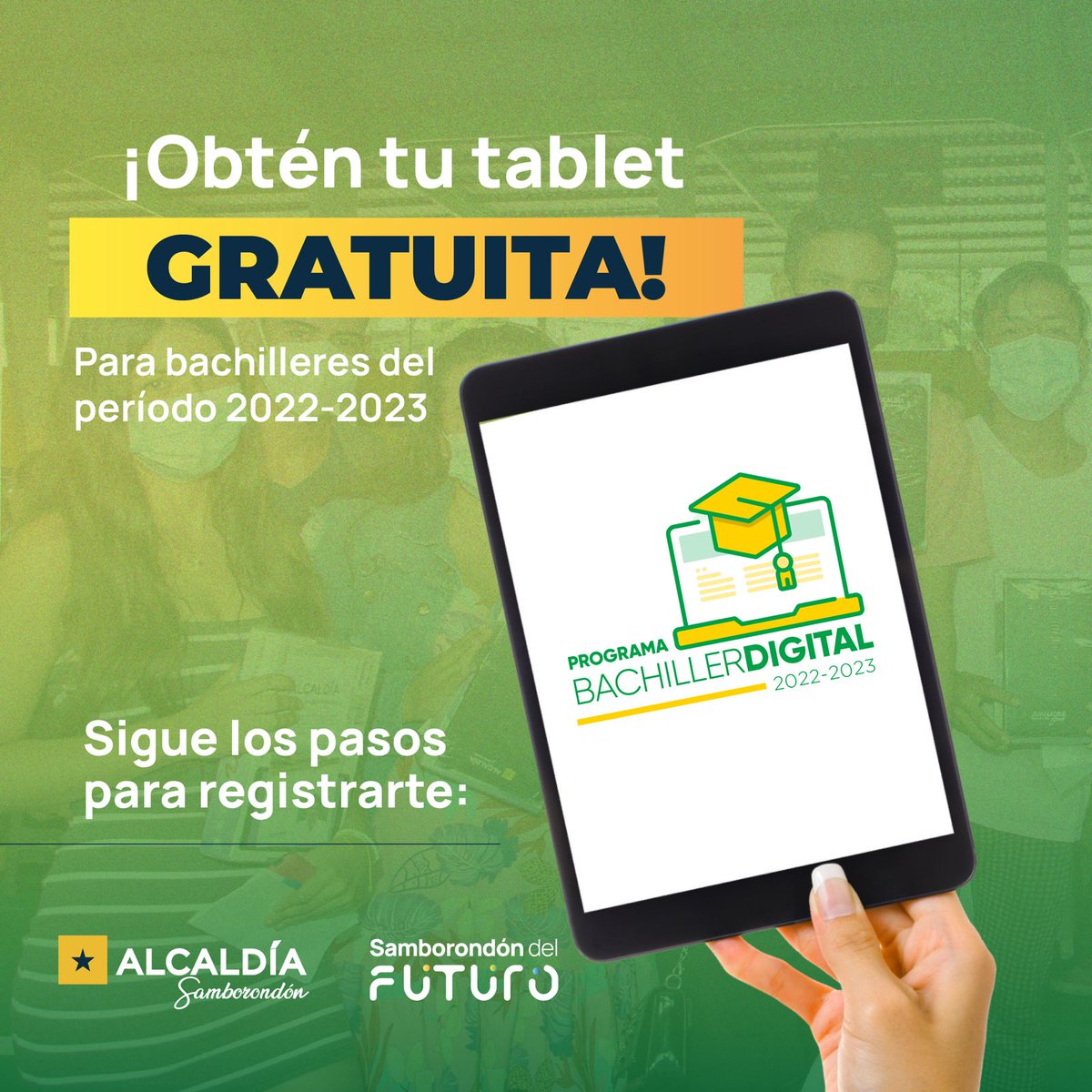 Bachilleres de Samborondón reciben tablets gratuitas por programa digital