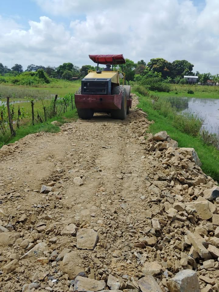 Alcaldía de Salitre reconstruye carretero hacia El Tuco para mejorar el acceso