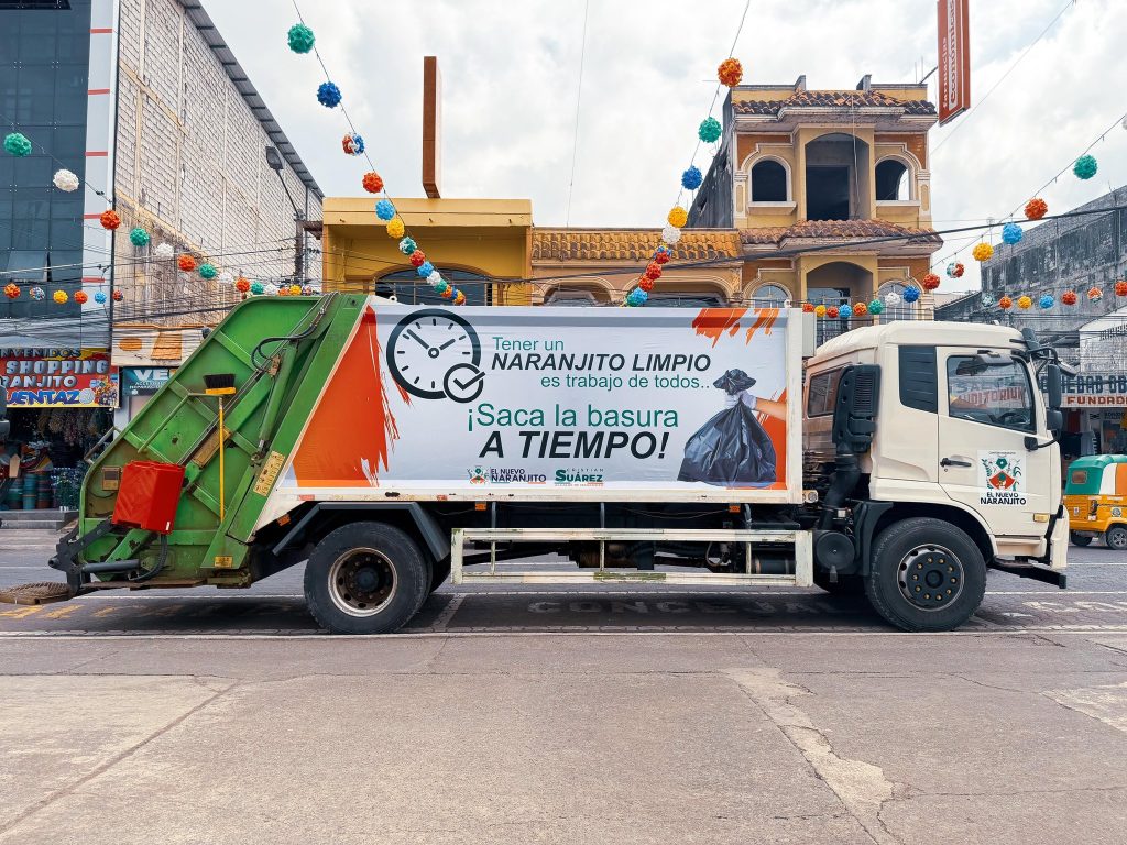 Naranjito entrega recolectores para mejorar el aseo cantonal