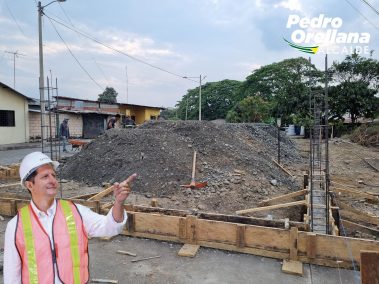 Obras de parque en Barrio Nuevo avanzan con fecha de entrega en enero