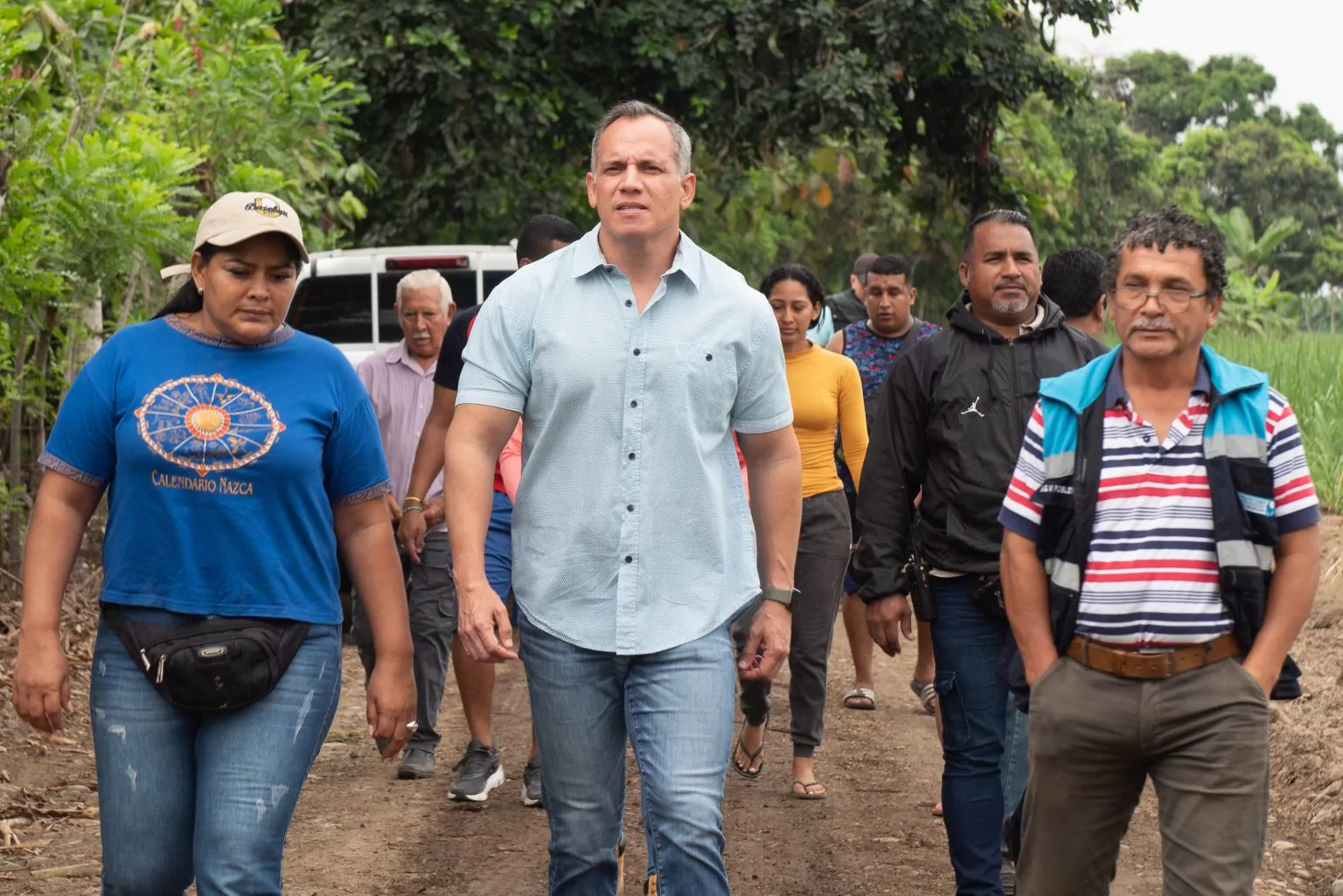Prefectura del Guayas avanza en reconformación de vías agrícolas en Naranjal y Colimes