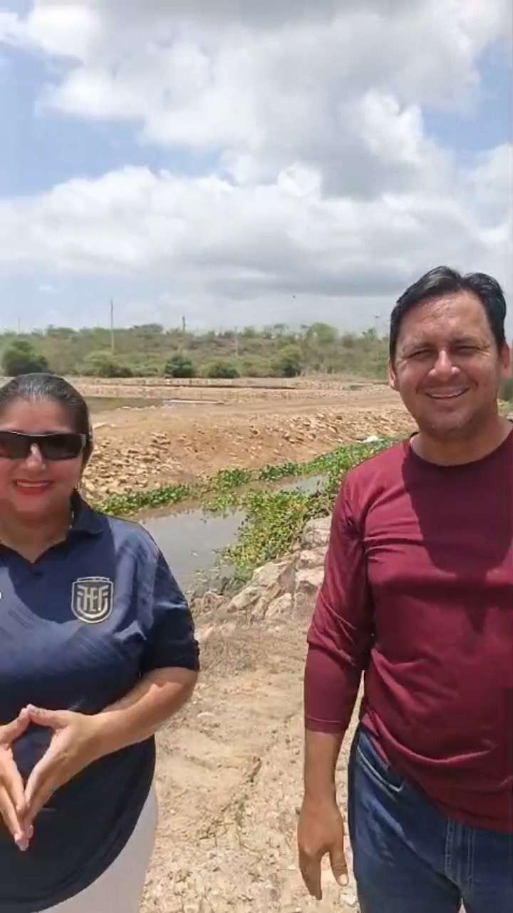 Inicia limpieza de canales en Posorja y Data ante el Fenómeno de El Niño