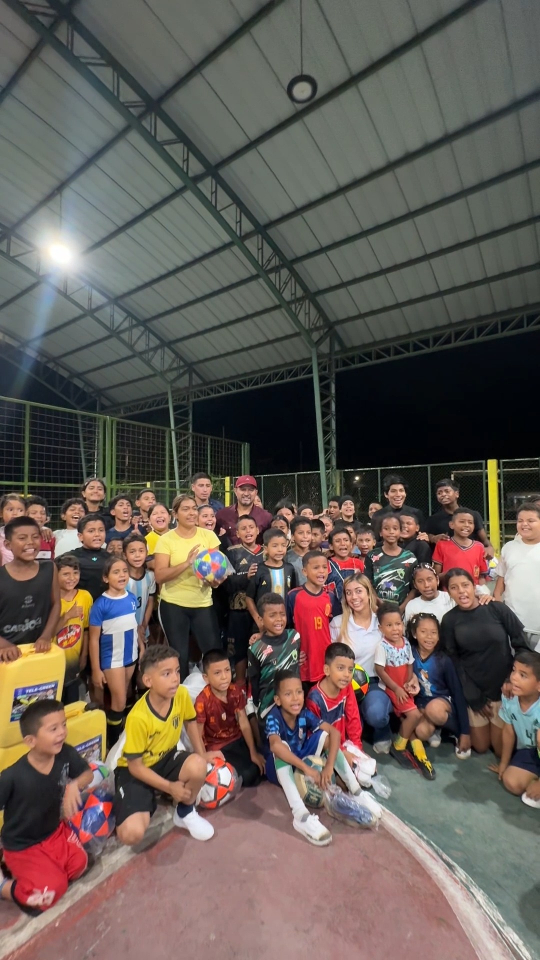 Alcaldía de Naranjal reactiva Escuela de Fútbol en Jesús María con apoyo a más de 70 jóvenes