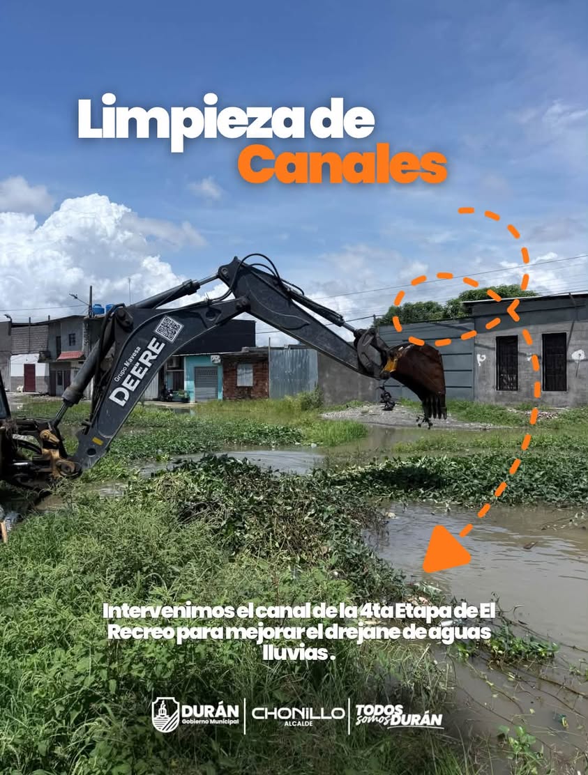 Maquinaria pesada limpia el canal de El Recreo para reducir inundaciones