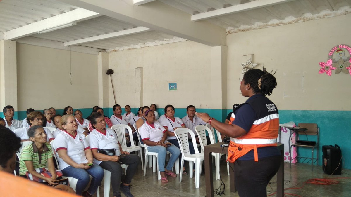 Riesgos del Guayas socializa guía comunitaria para líderes locales