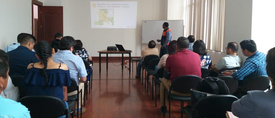 Secretaría de Gestión de Riesgos dictó taller para actualizar planes territoriales en Guayas
