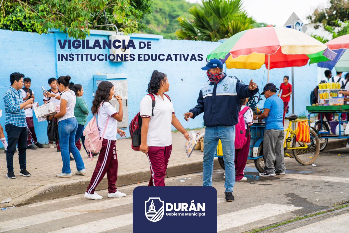 Agentes de Control Municipal vigilan entrada y salida de colegios en Durán