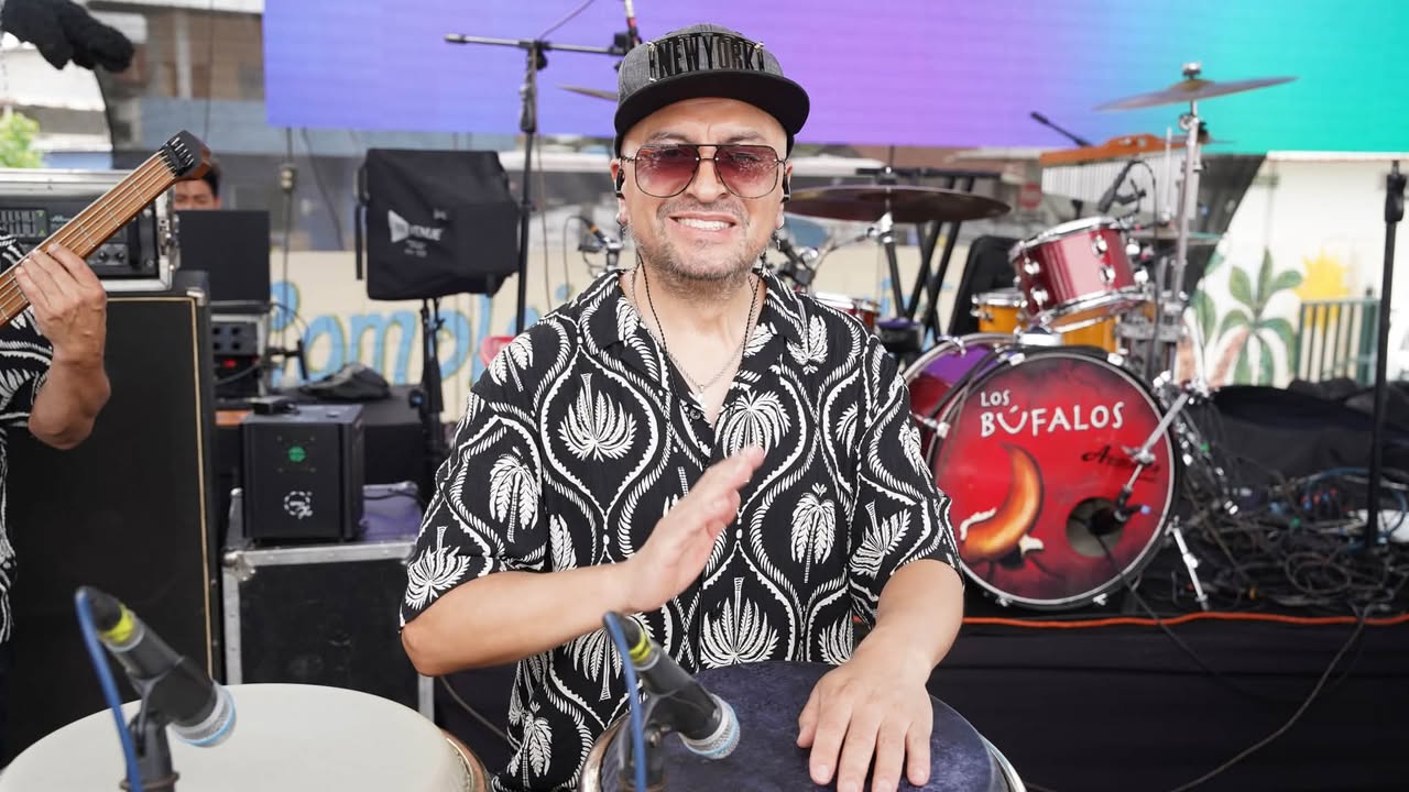 Santa Lucía: La Familia Orquesta Oficial.ec se presenta con Ubaldo Isidro Urquizo Mora