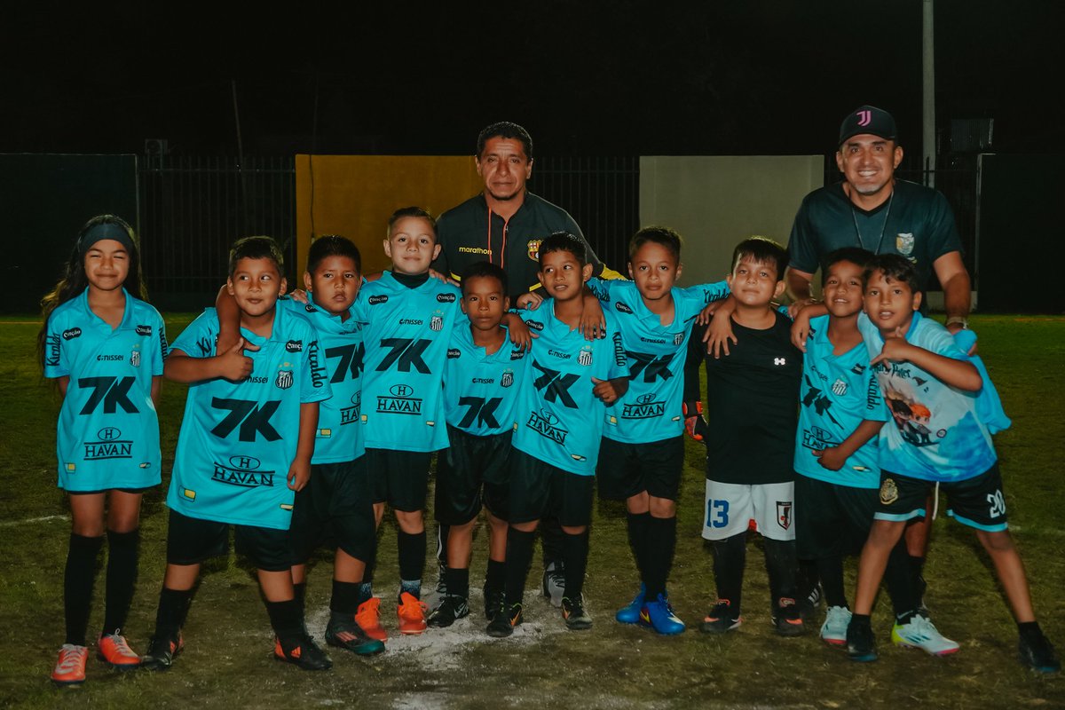 El Triunfo: Inicia el Campeonato Interescolar de Fútbol con 350 Alumnos