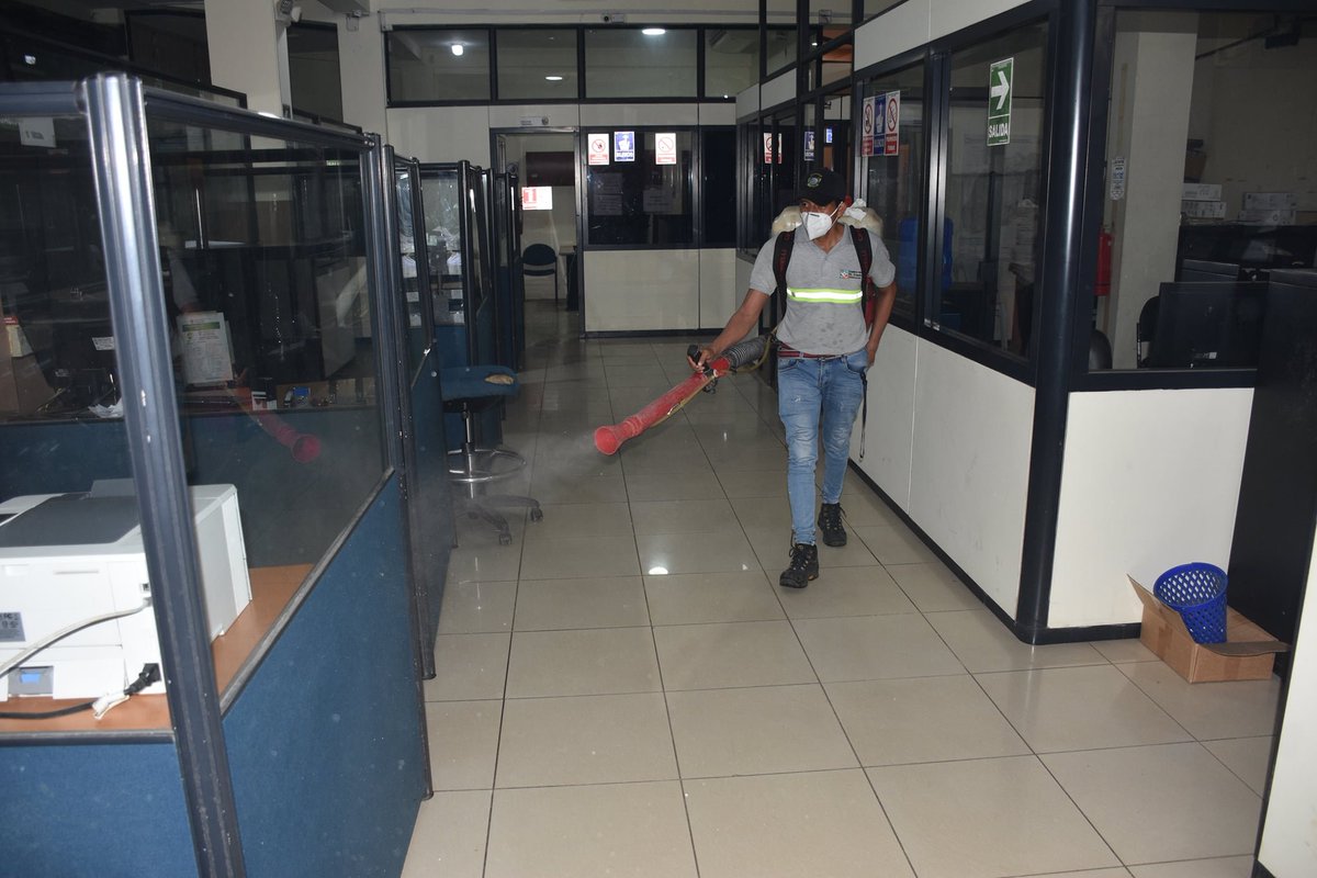 Municipio de El Empalme desinfecta oficinas por orden del alcalde