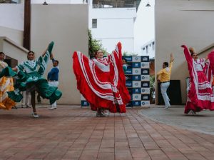 Ruta Centro convierte la calle Panamá en el pulmón dominical de Guayaquil