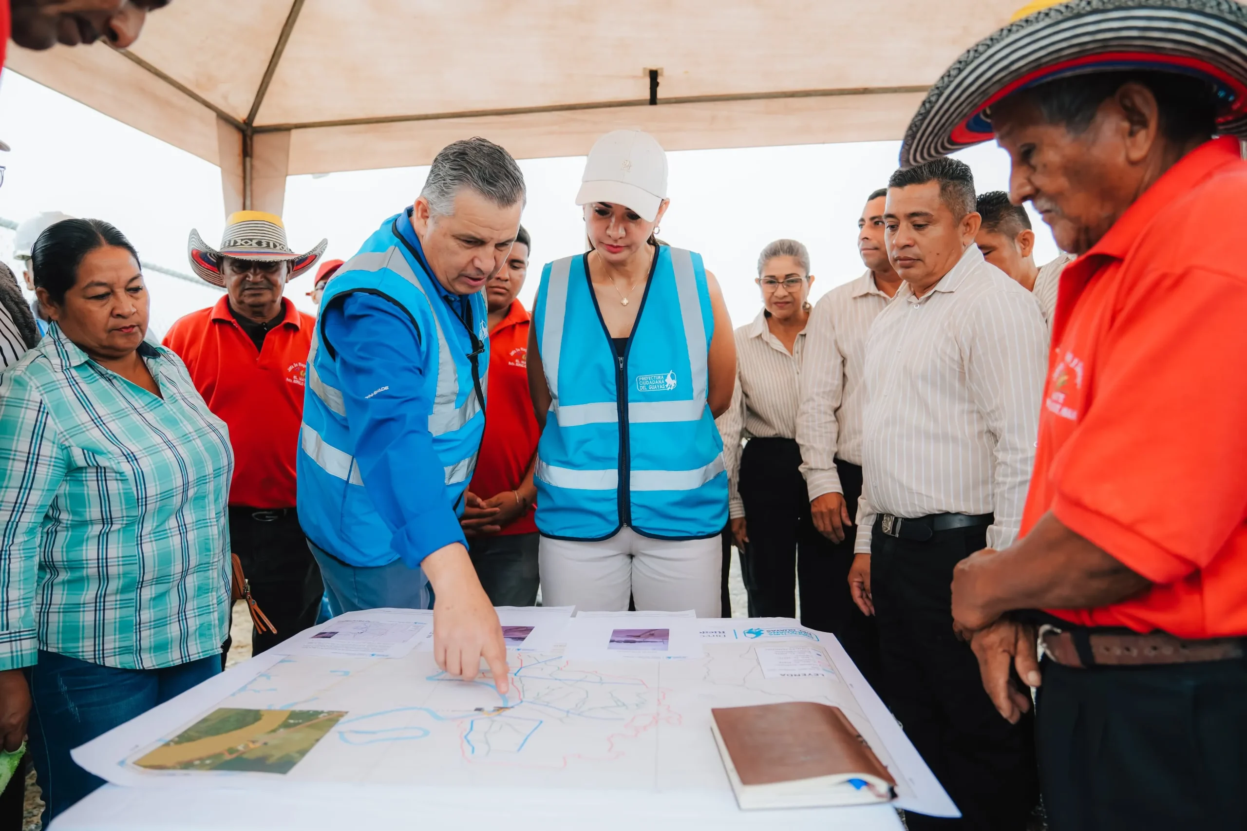 Prefectura del Guayas verifica obras de riego en Santa Lucía