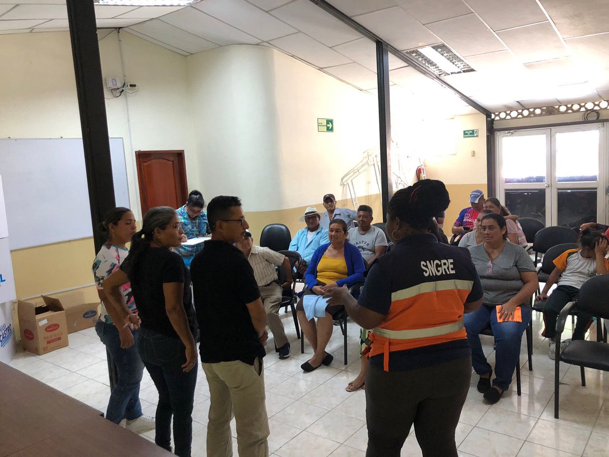 Riesgos del Guayas conforma comité comunitario en Valdivia, Limonal