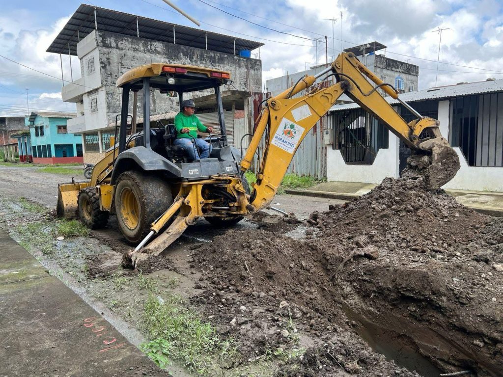 Instalan tuberías de aguas lluvias en Jaime Roldós, Nuevo Naranjito