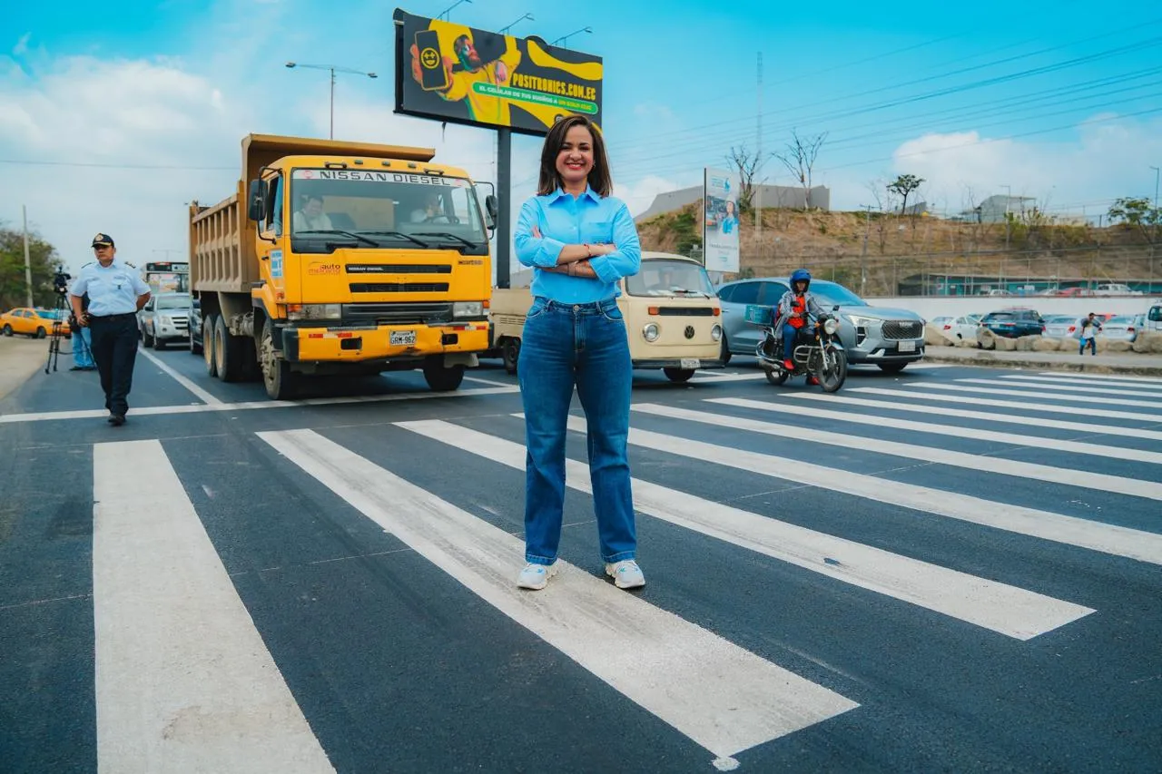 Prefectura entrega rehabilitada Av. León Febres Cordero en Daule tras 6 meses de obra