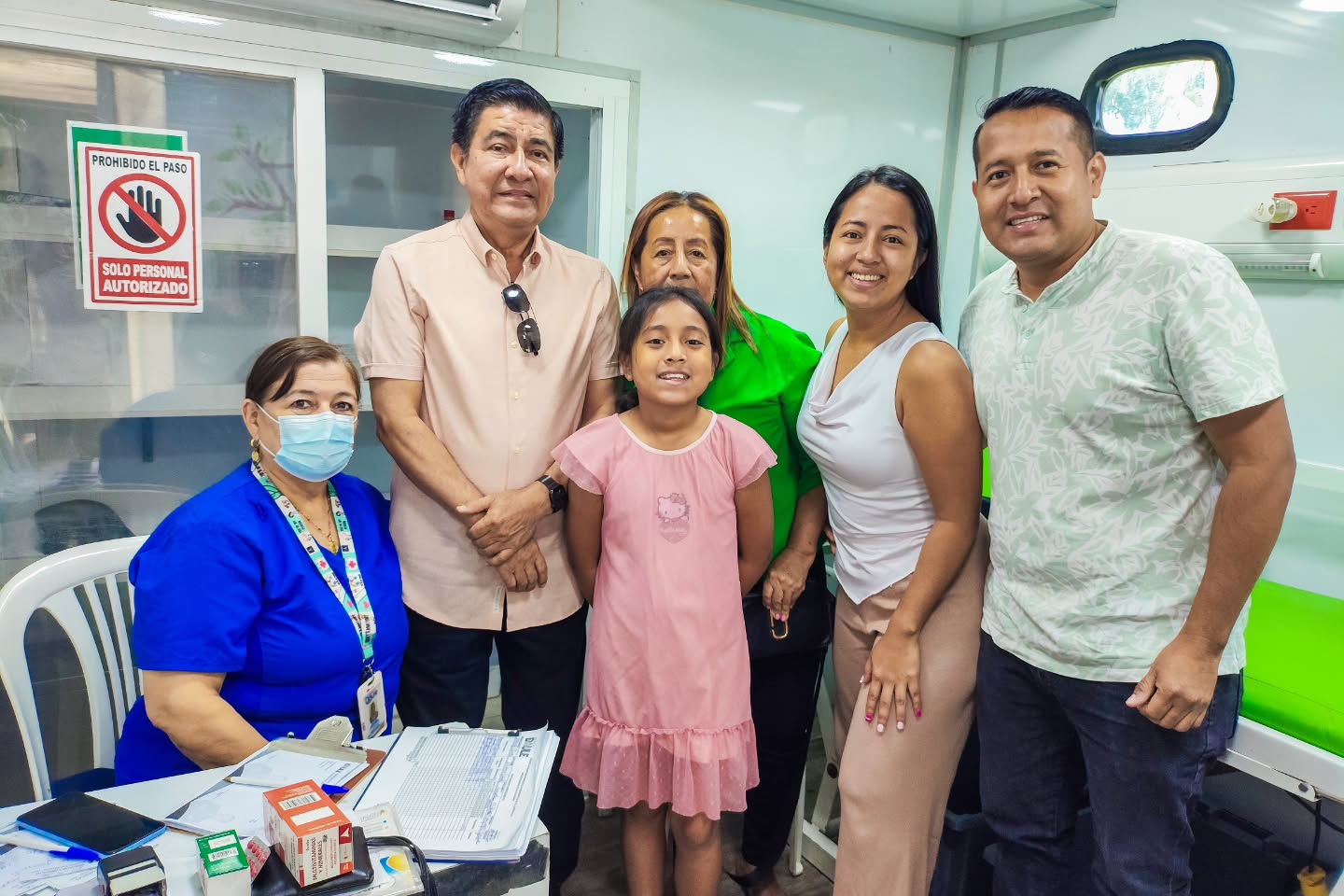 Clínicas Móviles del GAD Daule atienden a familias en La Aurora y etapa Gema de La Joya